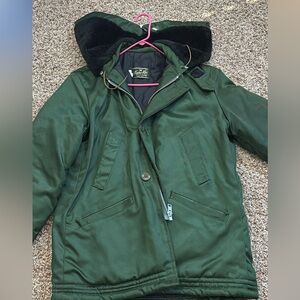 vintage green "Timber King" military-style parka jacket
Medium 
Great condition